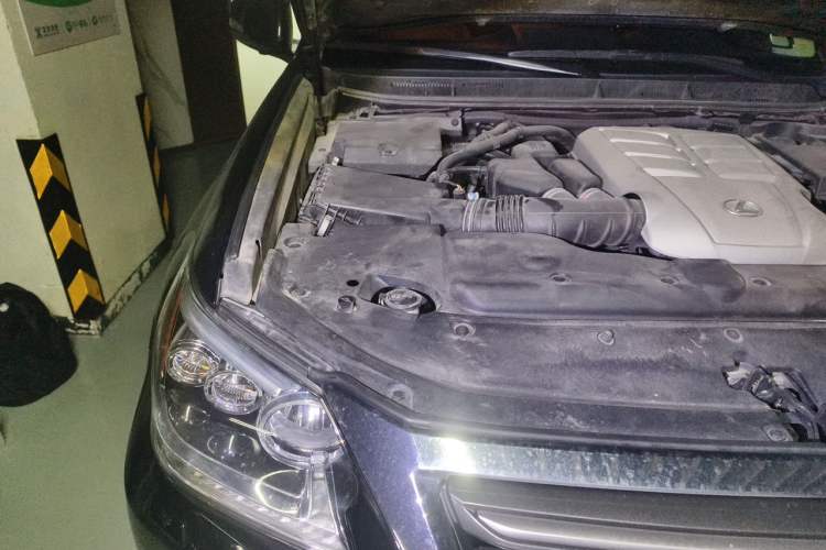 Used Lexus GX 2015 400 Luxury Edition Engine Bay Right