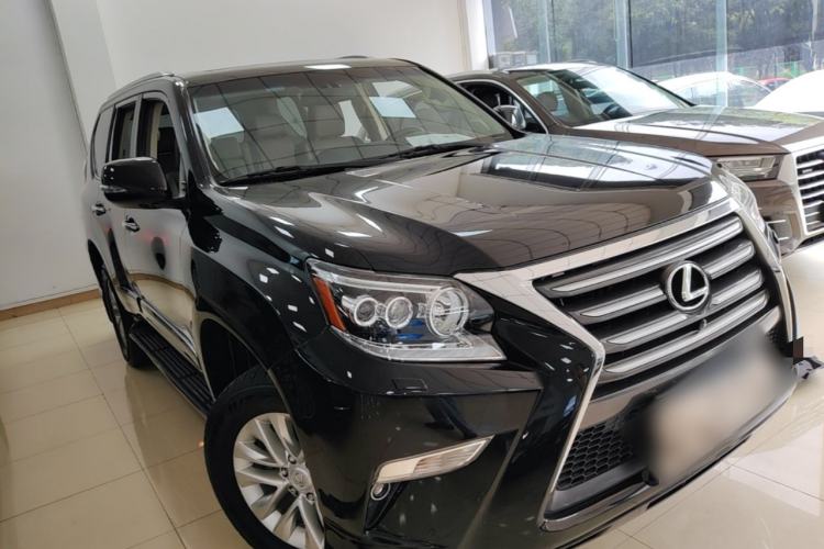 Used Lexus GX 2015 400 Luxury Edition Front Right 45 Deg