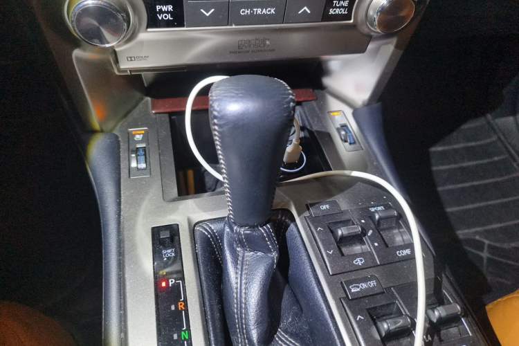 Used Lexus GX 2015 400 Luxury Edition Gear Lever