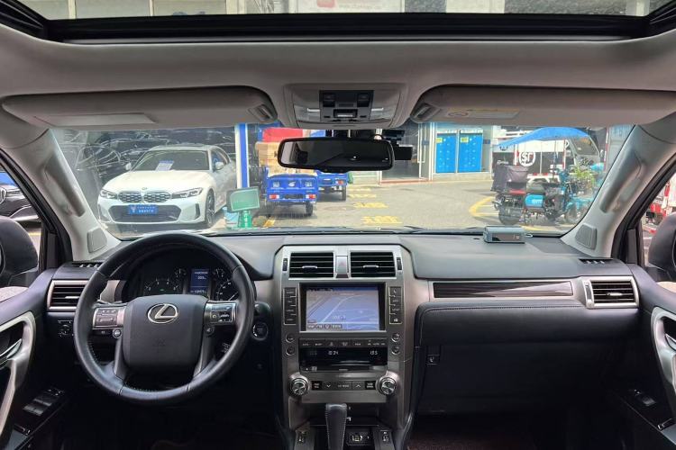 Used Lexus GX 2015 400 Luxury Edition Interior 1