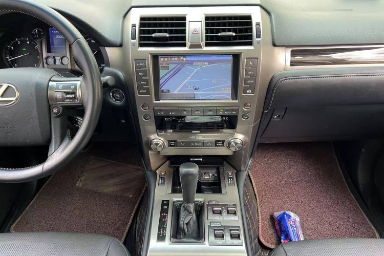 Used Lexus GX 2015 400 Luxury Edition Interior 3