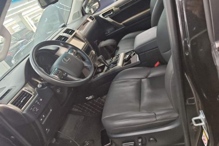Used Lexus GX 2015 400 Luxury Edition Left Front Seat