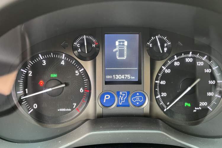 Used Lexus GX 2015 400 Luxury Edition Odometer Close Up