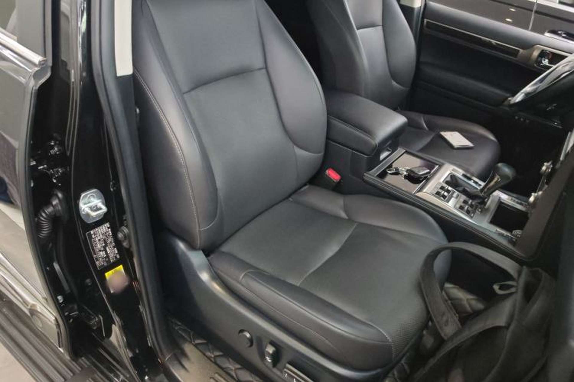 Used Lexus GX 2015 400 Luxury Edition Right Front Seat