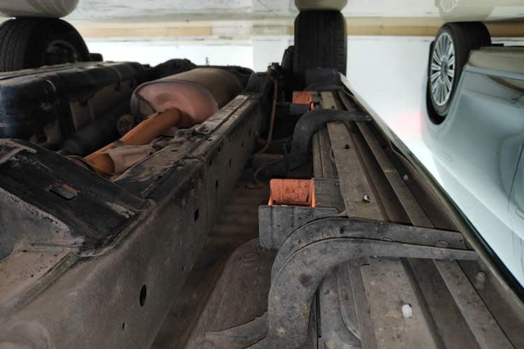 Used Lexus GX 2015 400 Luxury Edition Right Side Sill