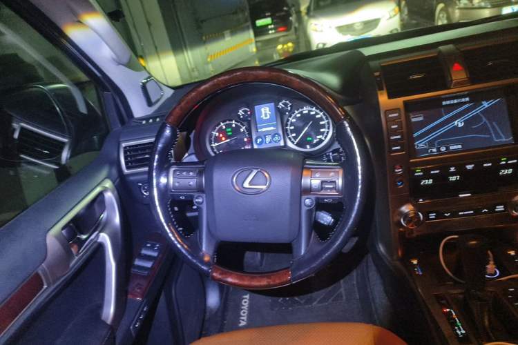 Used Lexus GX 2015 400 Luxury Edition Steering Wheel