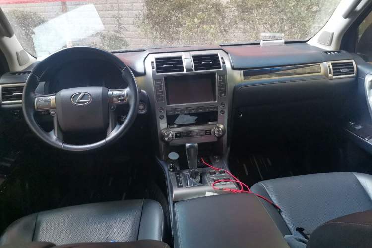 Used Lexus GX 2015 400 Luxury Edition Center Console