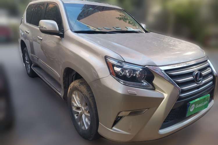 Used Lexus GX 2015 400 Luxury Edition Front Right 45 Deg