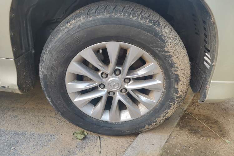 Used Lexus GX 2015 400 Luxury Edition Right Front Wheel Hub