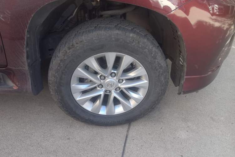 Used Lexus GX 2015 400 Luxury Edition Right Front Wheel Hub