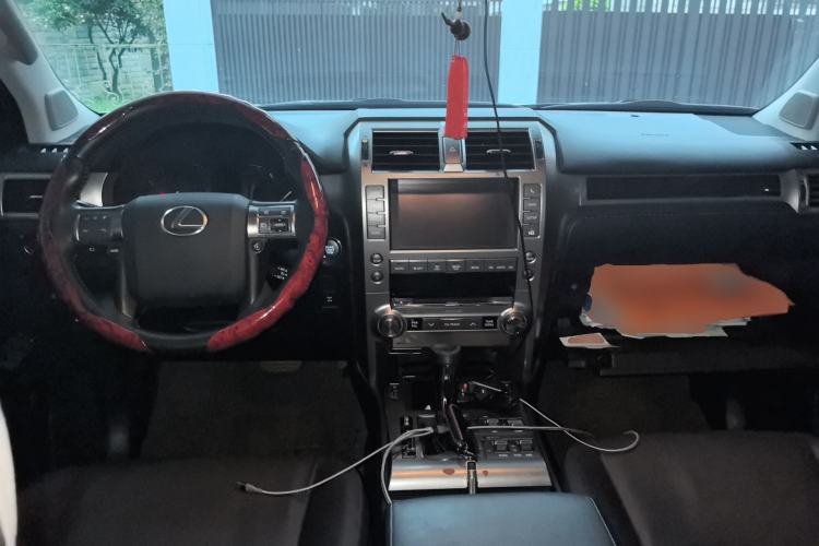 Used Lexus GX 2015 400 Luxury Edition Center Console