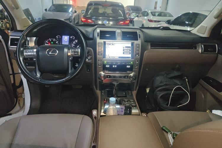 Used Lexus GX 2015 400 Luxury Edition Center Console