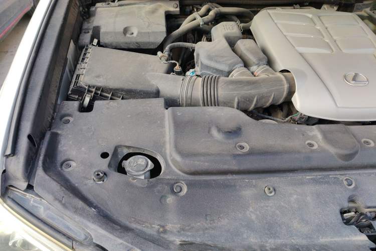 Used Lexus GX 2015 400 Luxury Edition Engine Bay Right
