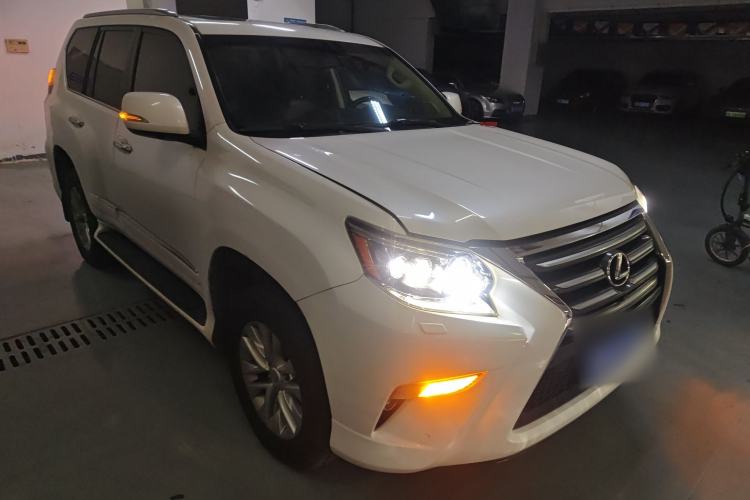 Used Lexus GX 2015 400 Luxury Edition Front Right 45 Deg