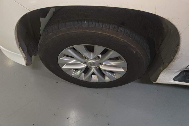 Used Lexus GX 2015 400 Luxury Edition Left Front Wheel Hub