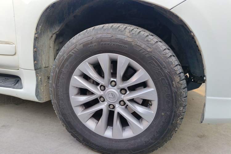Used Lexus GX 2015 400 Luxury Edition Right Front Wheel Hub