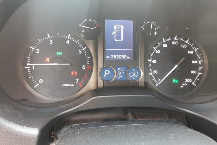 Used Lexus GX  Odometer Close Up