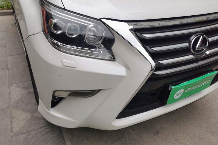 Used Lexus GX  Right Front Headlight