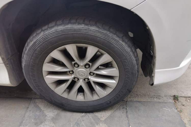 Used Lexus GX  Right Front Wheel Hub