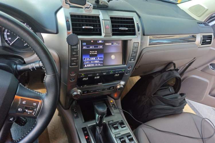 Used Lexus GX  Audio And AC Panel