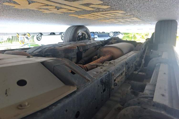 Used Lexus GX  Chassis Front Right