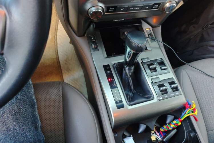 Used Lexus GX  Gear Lever