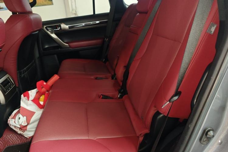 Used Lexus GX  Left Rear Seat