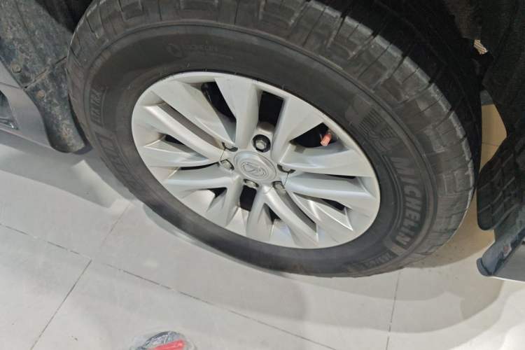 Used Lexus GX  Right Front Wheel Hub