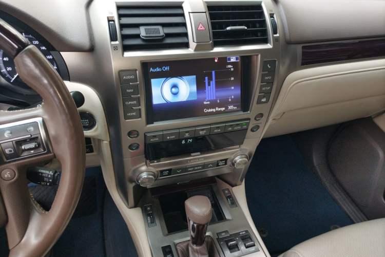 Used Lexus GX  Audio And AC Panel