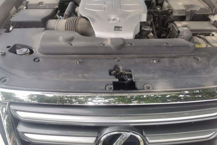 Used Lexus GX  Engine Bay