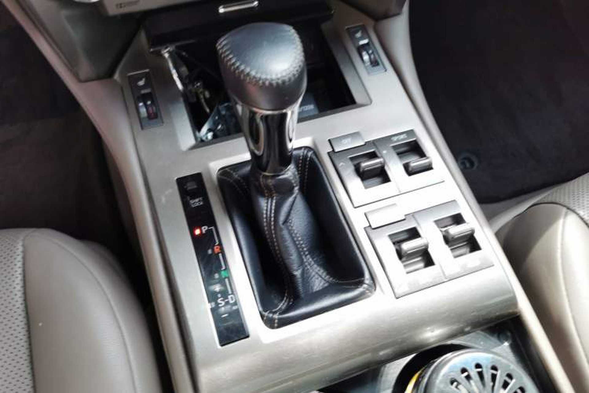 Used Lexus GX  Gear Lever