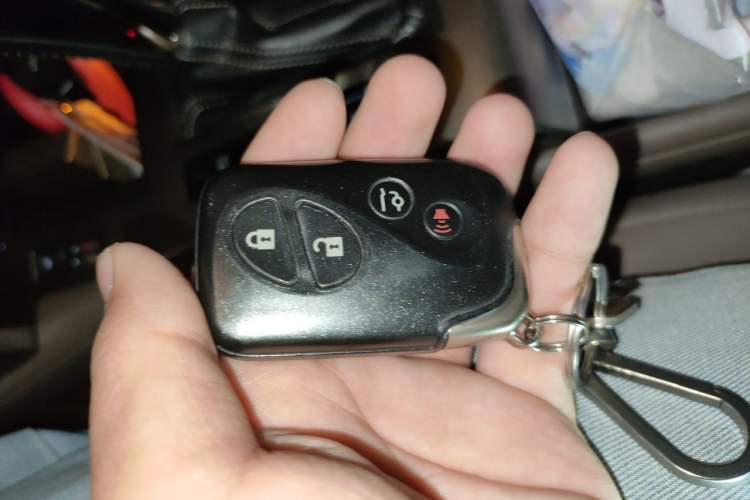 Used Lexus GX  Vehicle Key