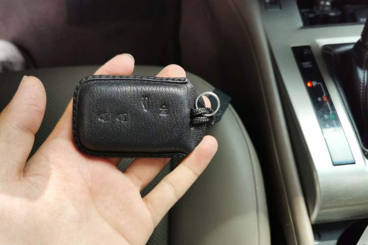 Used Lexus GX  Vehicle Key