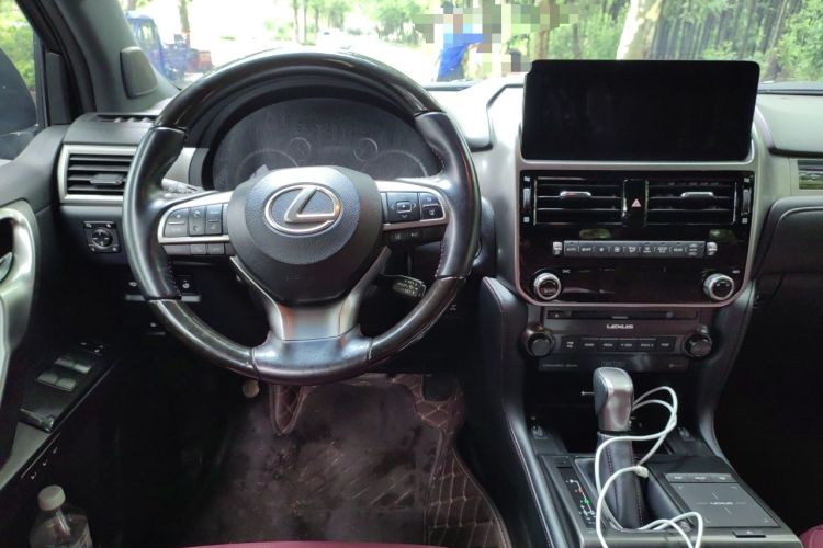 Used Lexus GX  Center Console