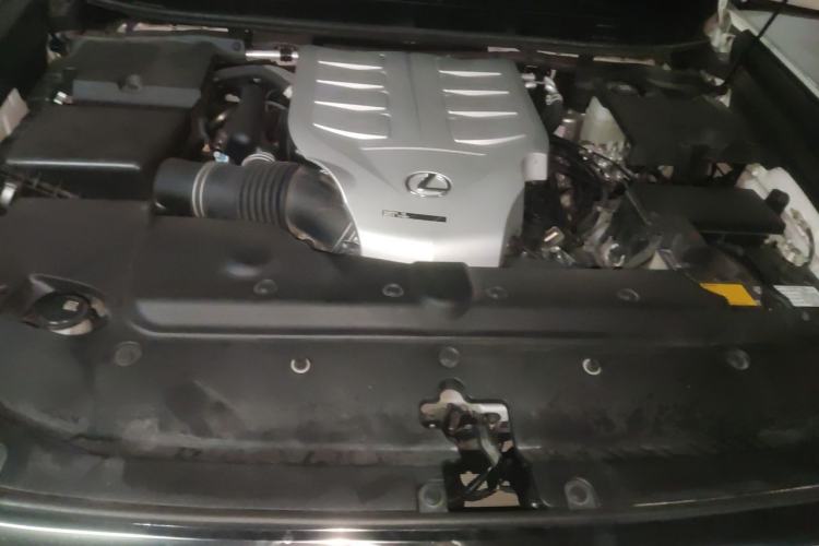 Used Lexus GX  Engine Bay
