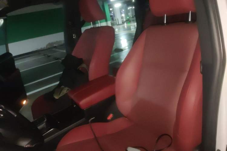 Used Lexus GX  Left Front Seat