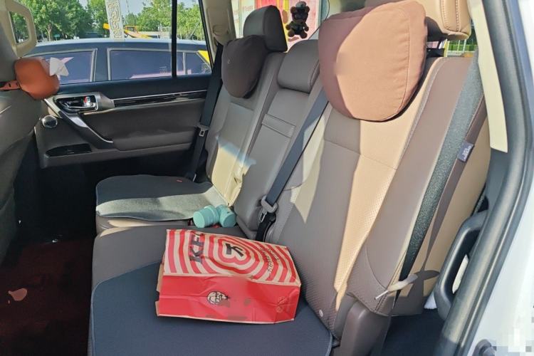 Used Lexus GX  Left Rear Seat