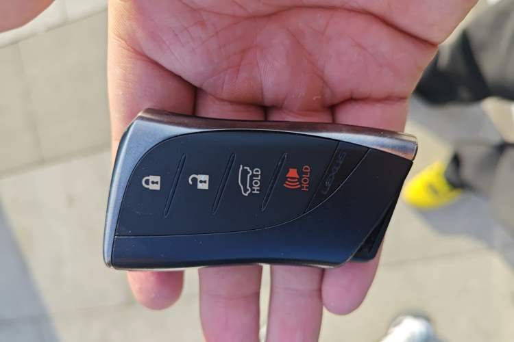 Used Lexus GX  Vehicle Key