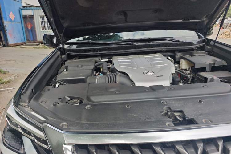 Used Lexus GX  Engine Bay Right