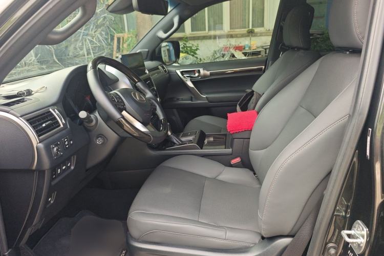 Used Lexus GX  Left Front Seat