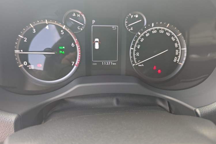 Used Lexus GX  Odometer Close Up