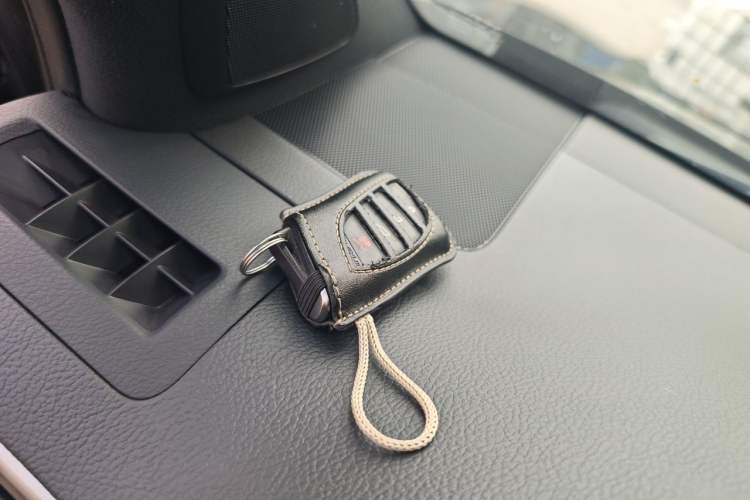 Used Lexus GX  Vehicle Key