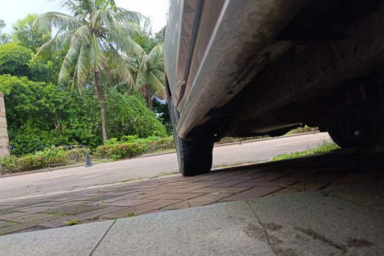 Used Lexus GX  Chassis Front Right