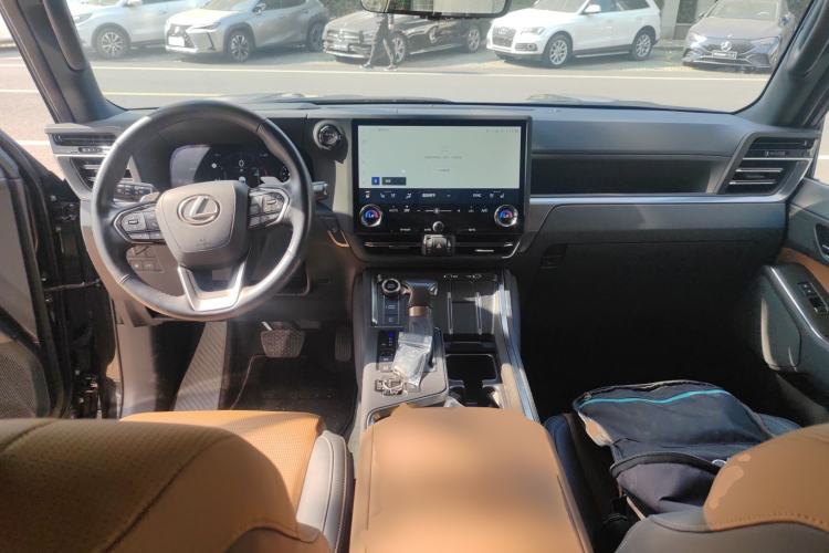 Used Lexus GX 2024 Lingfeng Edition Center Console