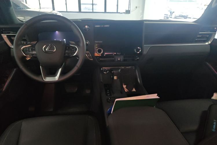 Used Lexus GX 2024 OVERTRAIL Yuanfeng Edition Center Console