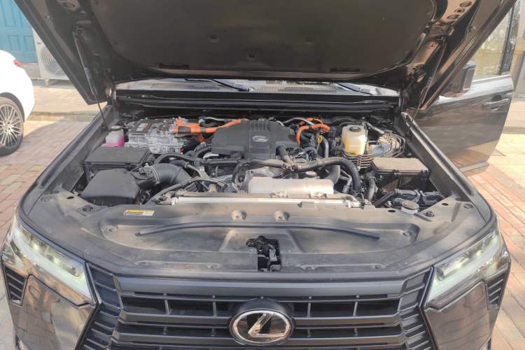 Used Lexus GX 2024 Lingfeng Edition Engine Bay