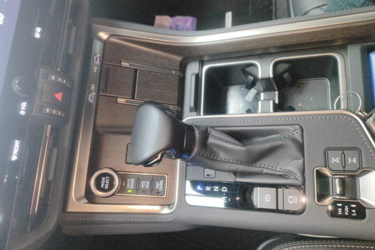 Used Lexus GX 2024 OVERTRAIL Yuanfeng Edition Gear Lever
