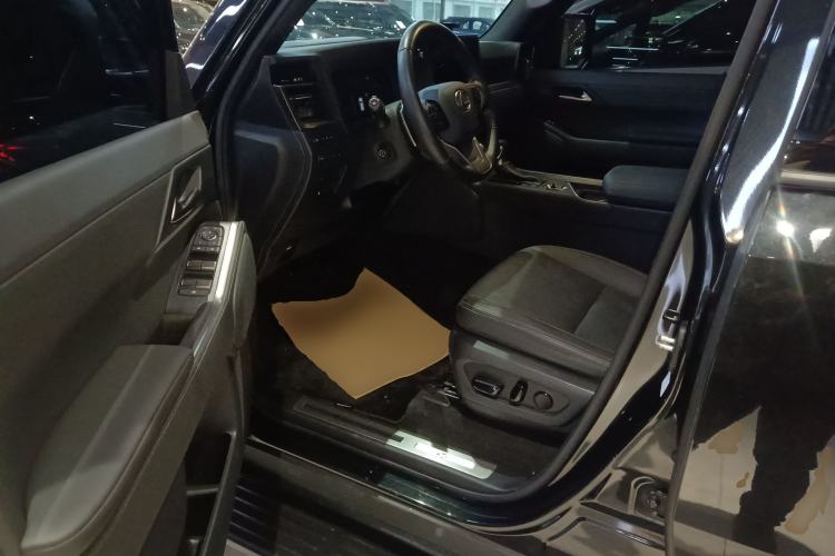 Used Lexus GX 2024 OVERTRAIL Yuanfeng Edition Interior 3