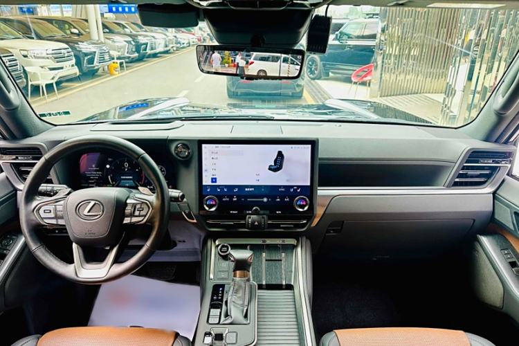 Used Lexus GX 2024 Lingfeng Edition Interior 7