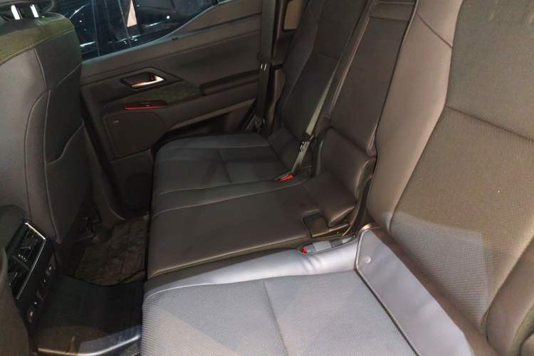 Used Lexus GX 2024 OVERTRAIL Yuanfeng Edition Left Rear Seat